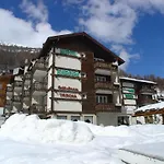 Europa 2*