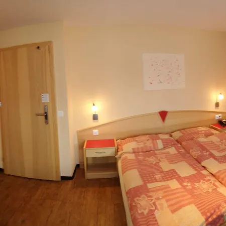 فندق Europa - Kein Personenaufzug - No Elevator 2*