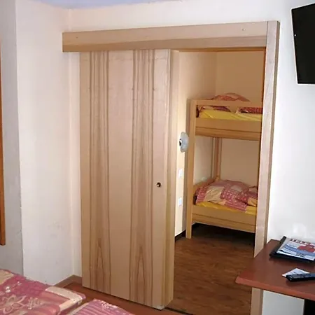 Europa - Kein Personenaufzug - No Elevator Hotel