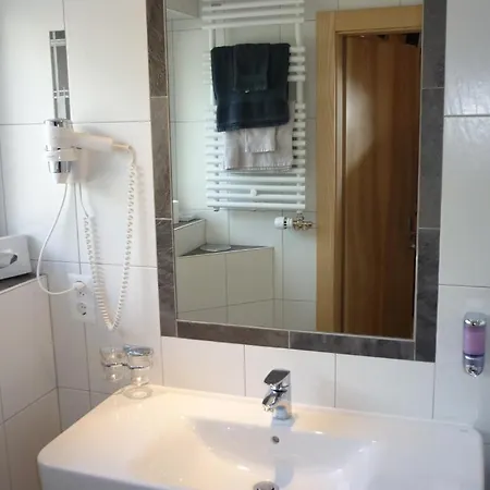 Hotel Europa - Kein Personenaufzug - No Elevator
